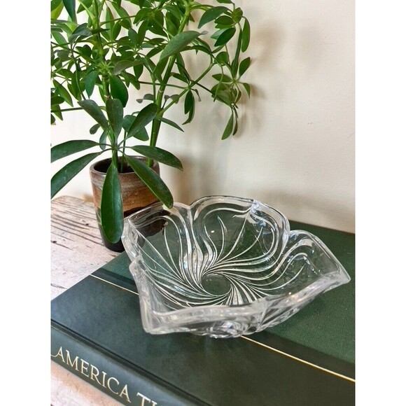 Vintage MIKASA Crystal Spring Flair Rectangle 6" Candy Dish Bowl - Picture 4 of 7